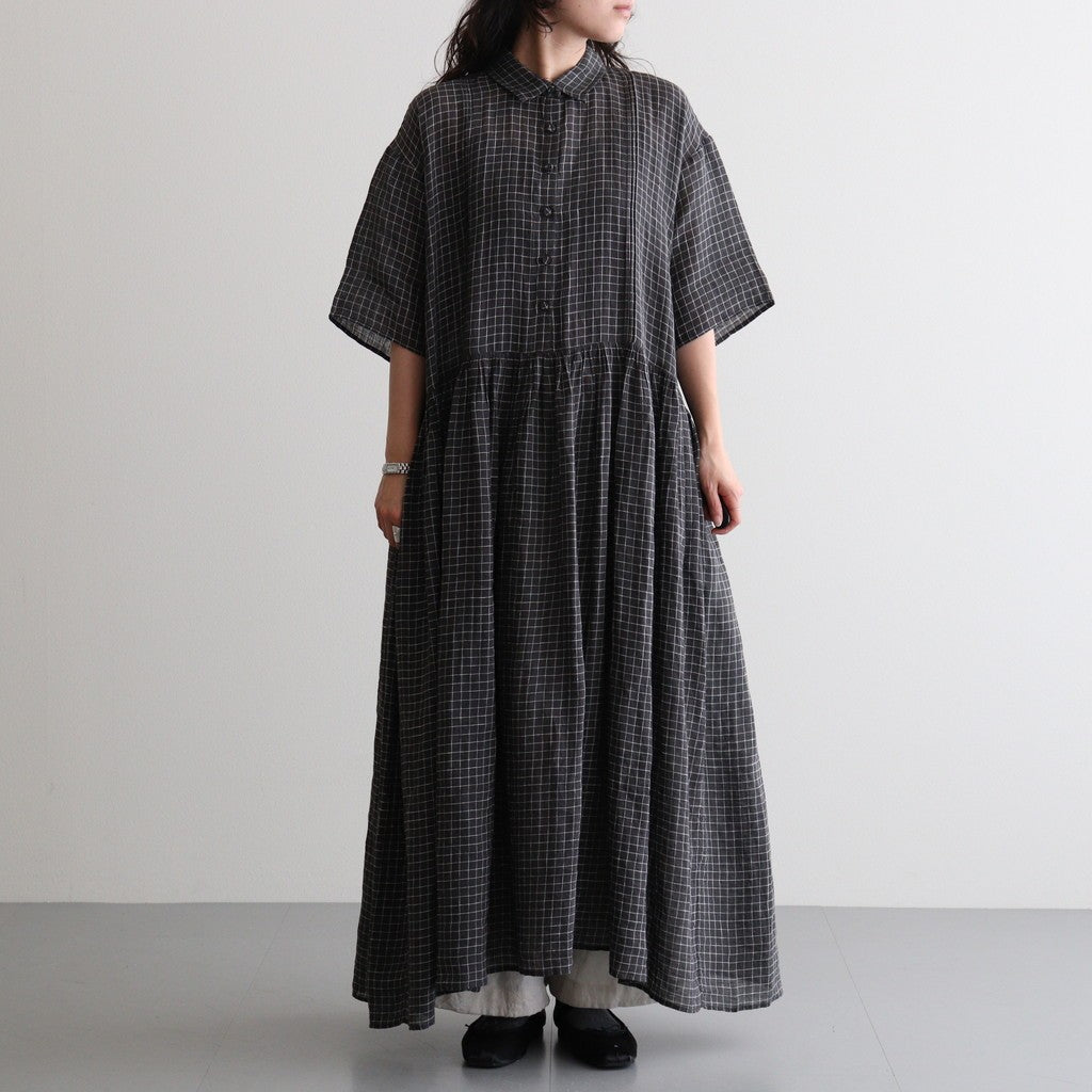 80s POWER LOOM LINEN CHECK REGULAR COLLAR DRESS WITH RAJASTAN GATHER #9890 OFF BLACK x WHITE CHECK [NMDS26284]