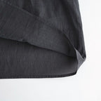 葉影のリズム：Frilled sleeves blouse #earth charcoal [11261-02307]