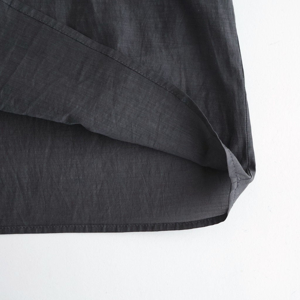 葉影のリズム：Frilled sleeves blouse #earth charcoal [11261-02307]