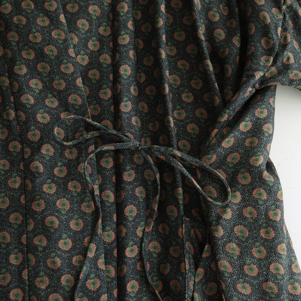 LEO ROBE #BLACK [26-0001A]