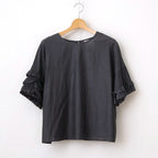 葉影のリズム：Frilled sleeves blouse #earth charcoal [11261-02307]