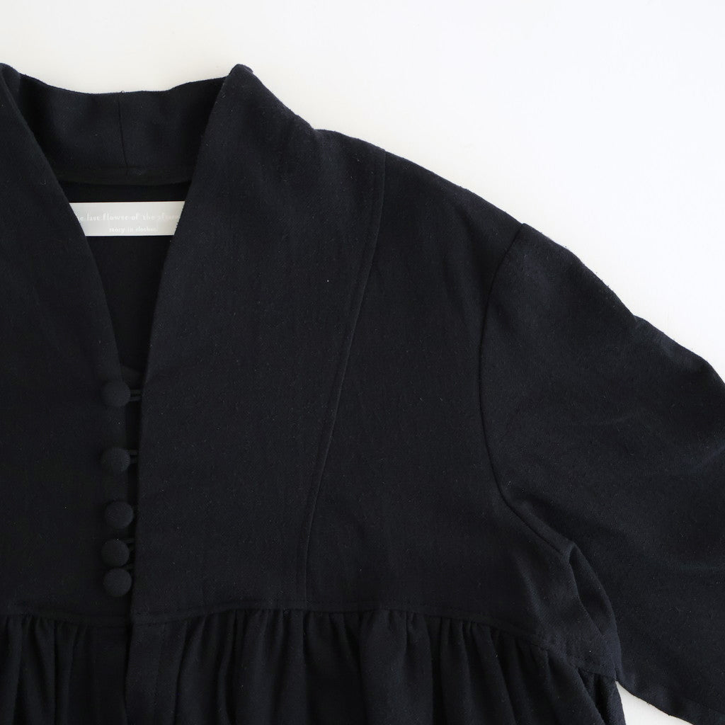 冬の肖像 Funnel neck over blouse #black [TLF-126-sh007-cst]