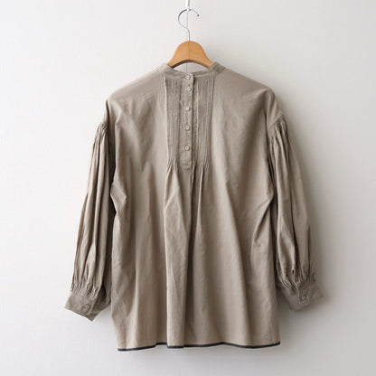 HANDWOVEN HEAVY COTTON PLAIN BACK OPENING STAND COLLAR SHIRT WITH MINI PINTUCK #8300 BEIGE/BLACK SELVAGE [INMDS25722]