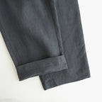 40s FRENCH LINEN DYED CANVAS 2TUCK TAPERED EASY PANTS #9800 CHARCOAL [GNMDS2501FL]