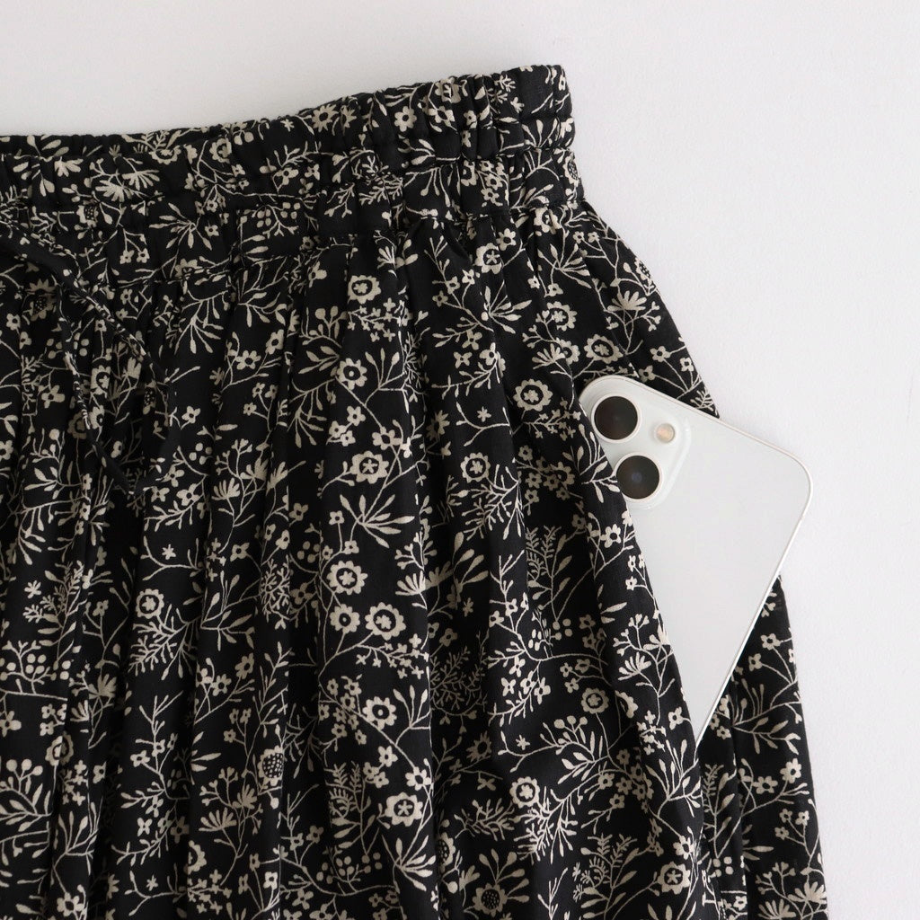 COTTON SLUB SMALL FLOWER PRINT GATHERED SKIRT #9982 BLK (BLACK x BEIGE PRINT) [NSL25574]