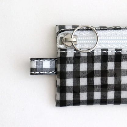 FLAT POUCH MINI #GINGHAM BLACK [TMB-2352A]