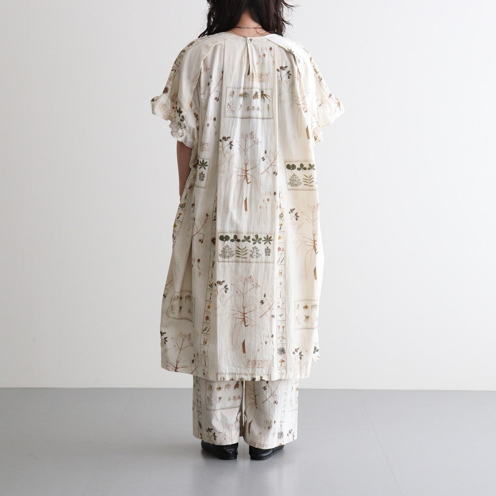 必然の輪郭：フレアスリーブワンピース #multicolor [13261-02411]
