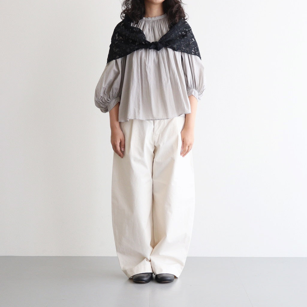 CROWN MOTIF LACE TRIANGLE STOLE #Black [no.7531]
