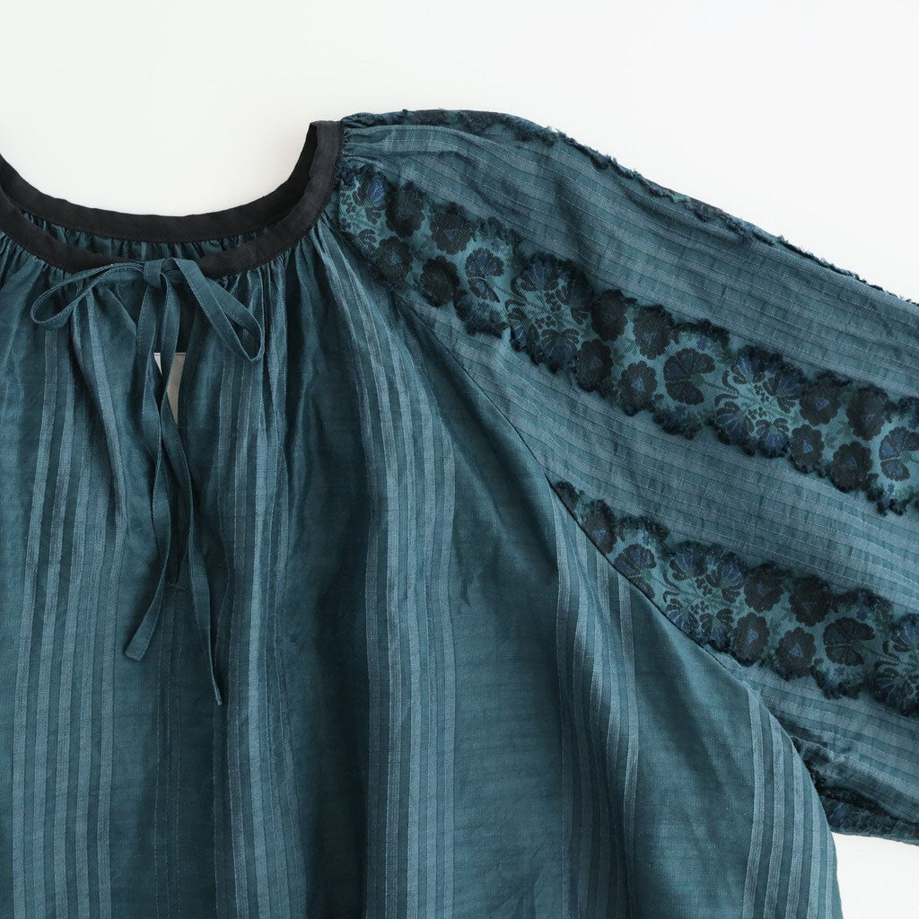 一瞬の花：Gathered blouse #abyssal blue [11261-10307]