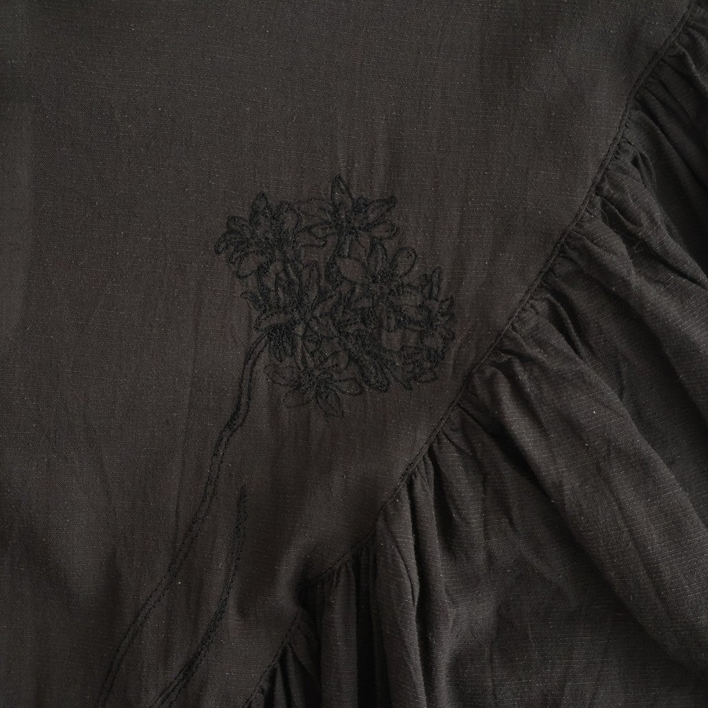 うすれかけた記憶 Embroidered yoke dress #black [TLF-226-OP009-csl]