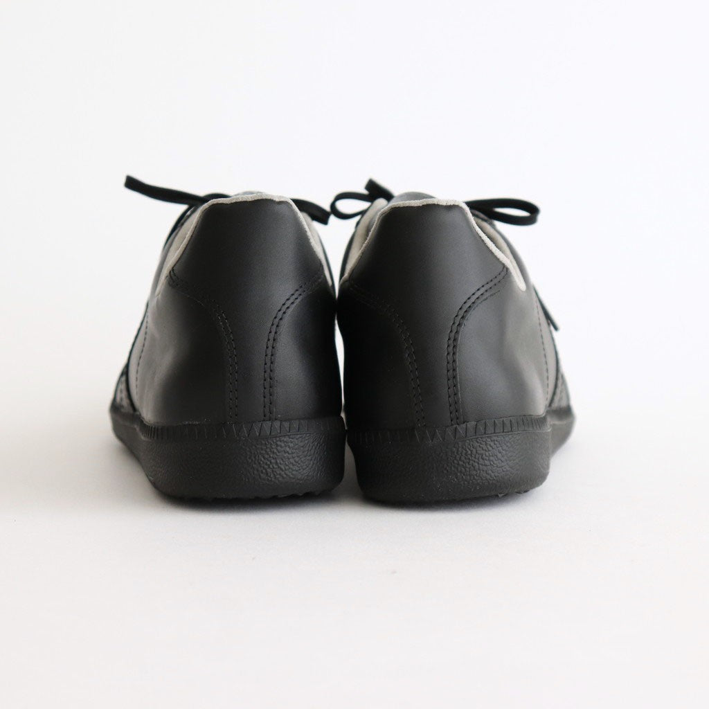 GERMAN ARMY TRAINER ORIGINAL #BLACK / BLACK [1001]