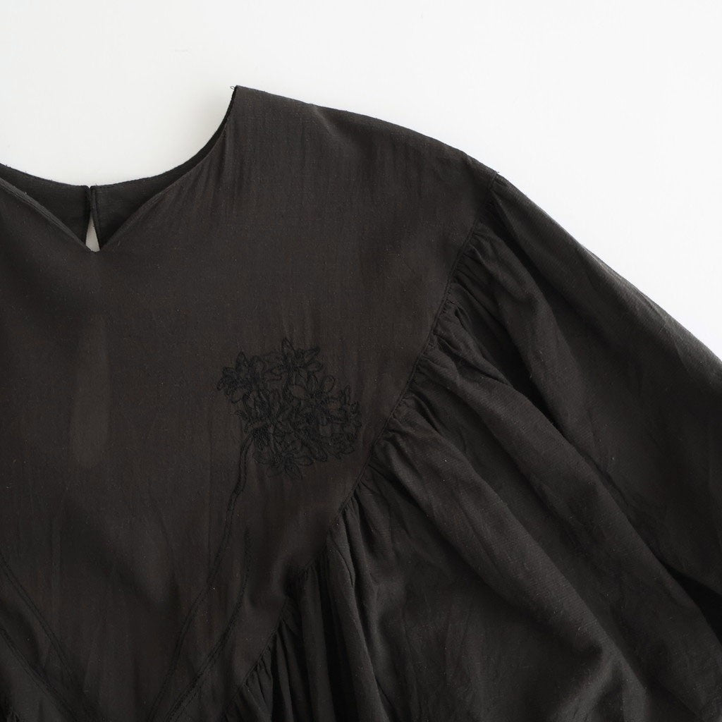 うすれかけた記憶 Embroidered yoke dress #black [TLF-226-OP009-csl]