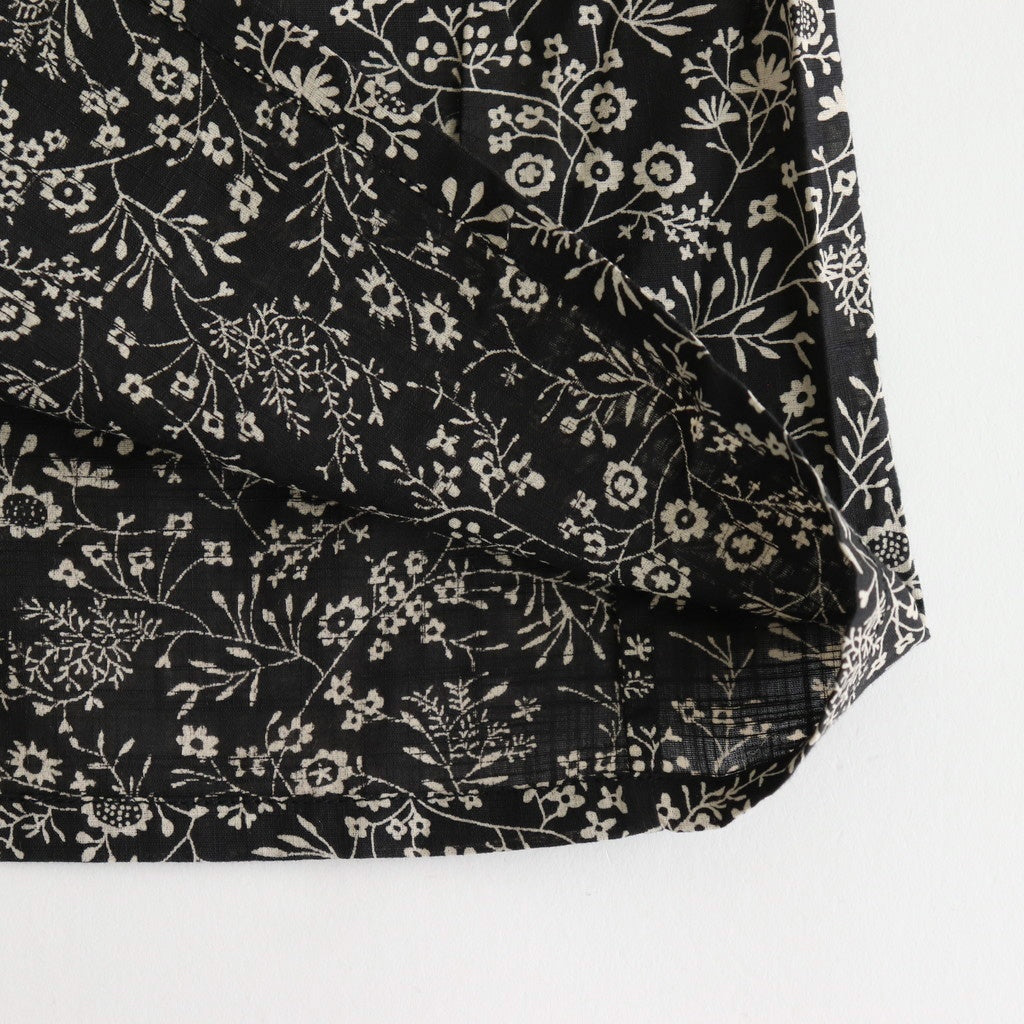COTTON SLUB SMALL FLOWER PRINT FRILL COLLAR SHIRT WITH GATHER #9982 BLK (BLACK x BEIGE PRINT) [NSL25571]