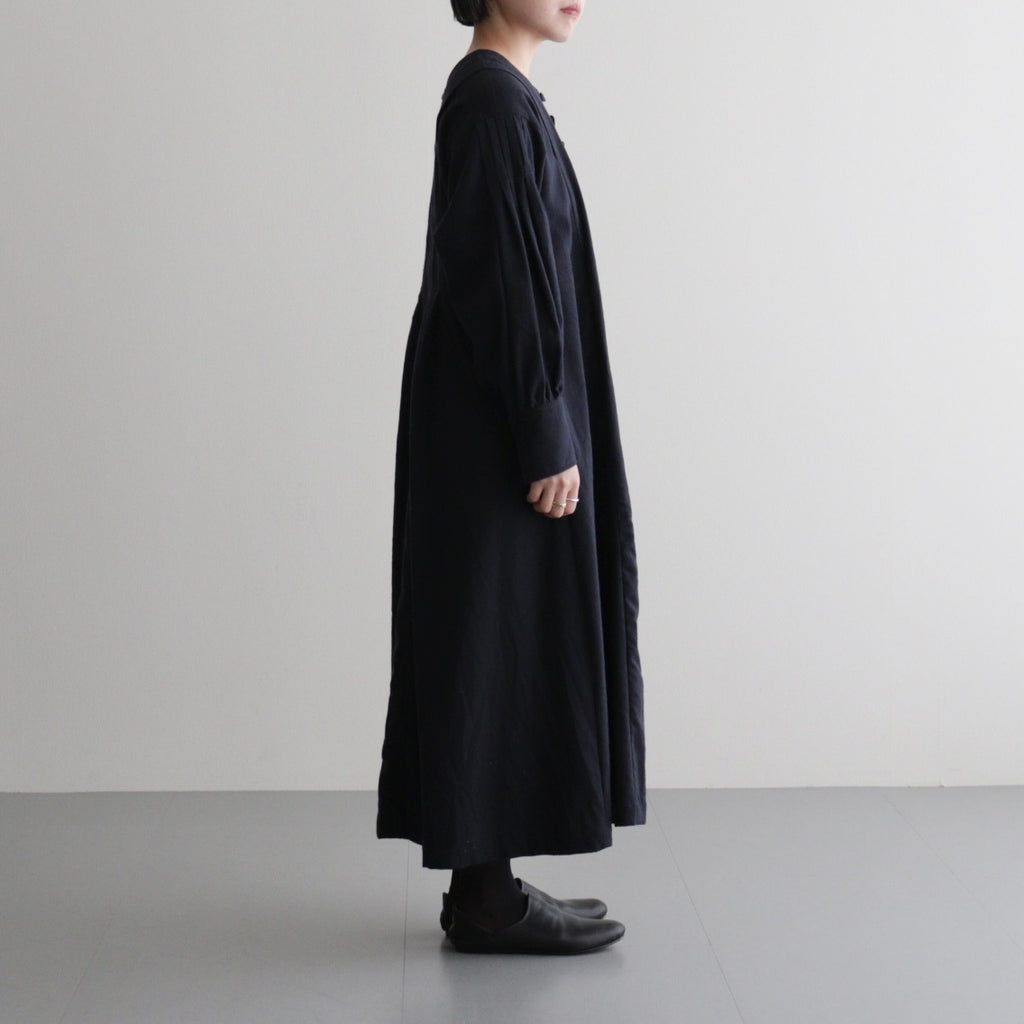冬の肖像 Square Neck tucked dress #black [TLF-126-op006-cst]