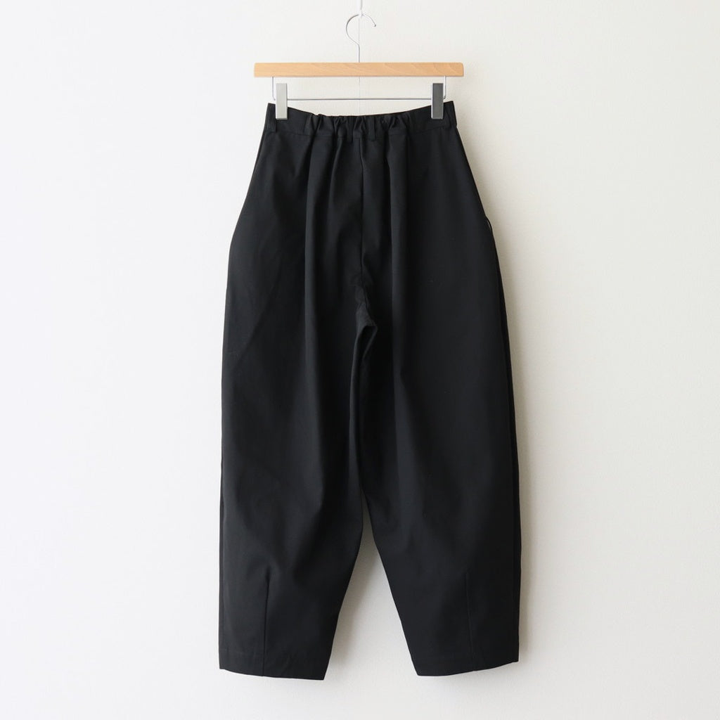 飾る春 Wide tapered trousers #Black [TLF-225-pa002-Reht]