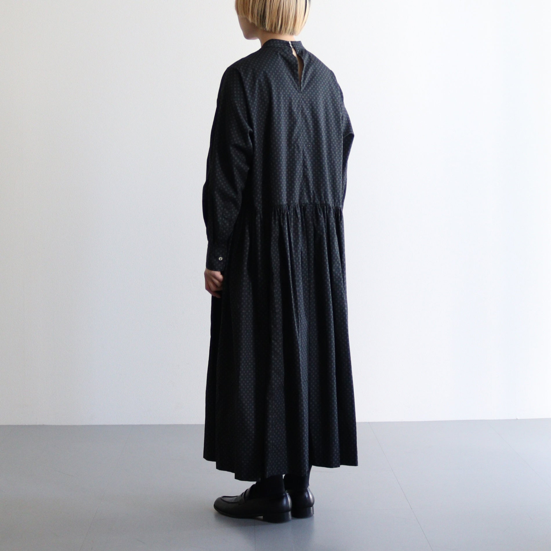 明滅する風景 Stand collar shirt dress #black/grey [TLF-125-op007-gp]