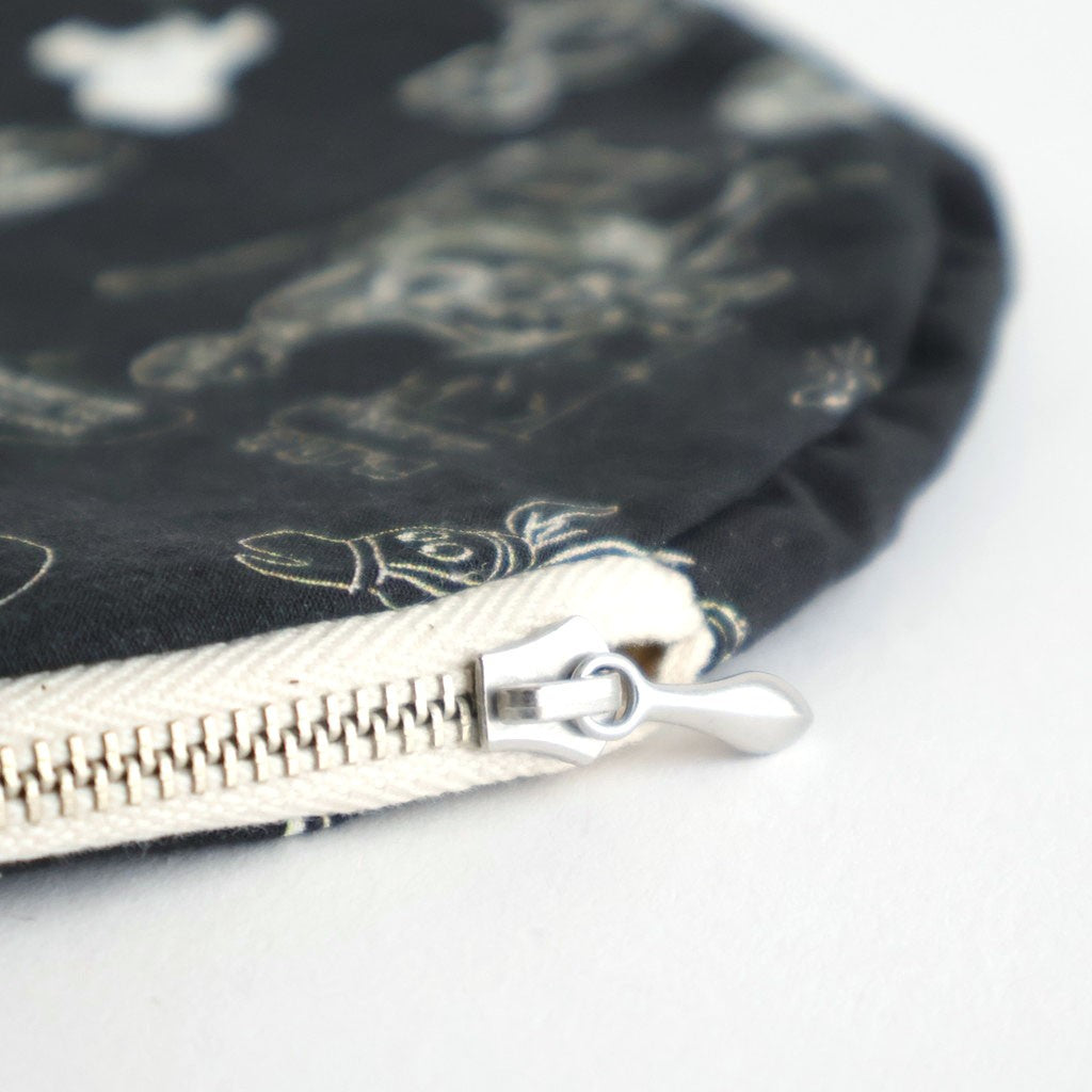 GRAFFITI CIRCLE POUCH (L) #Black [no.7951]