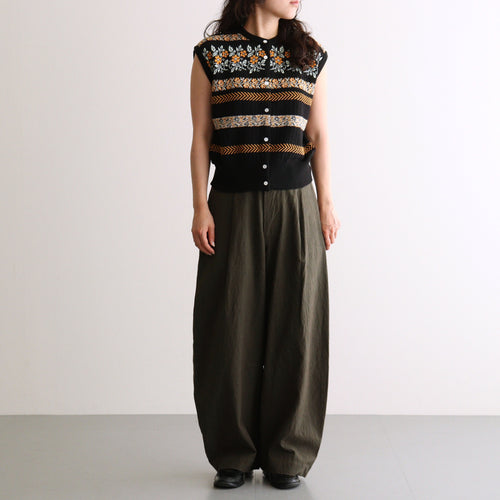 Flower Jacquard Knit Vest #Black [261806]