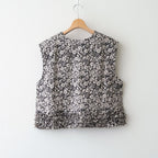 WILD BERRY FRILL DECORATION BUTTON BIB #Flax [no.7757]