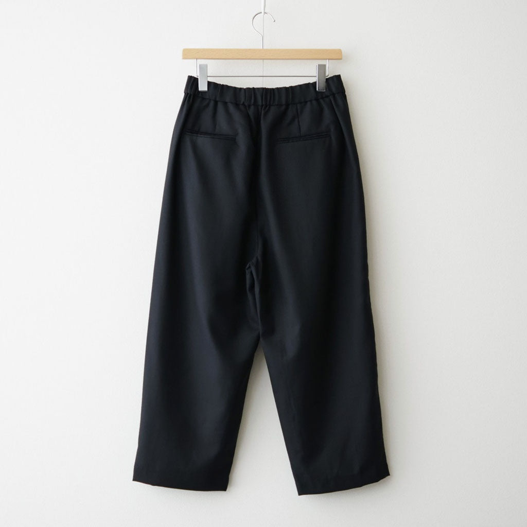 WOOL SERGE 2TUCK TAPERED EASY PANTS #9900 BLACK [GNMDS2501WS]