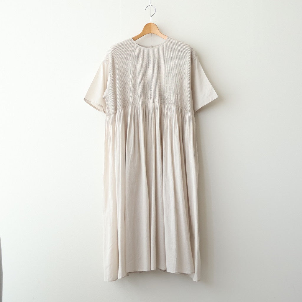 80s ORGANIC COTTON VOILE CREW-NECK HALF/SLEEVE DRESS WITH MINI PINTUCK #8200 BEIGE (MILKY BEIGE) [NMDS26243]