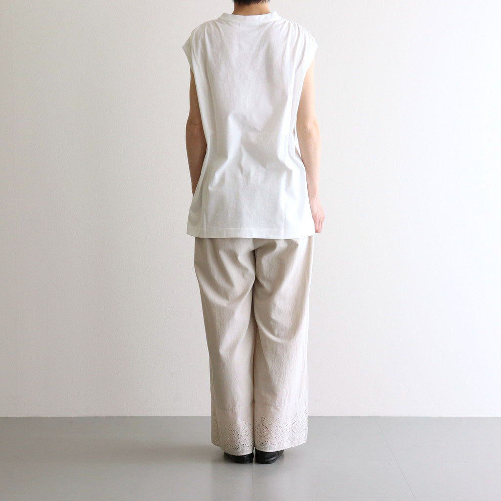 Sleeveless top #White [TLF-225-cs001-ocj]