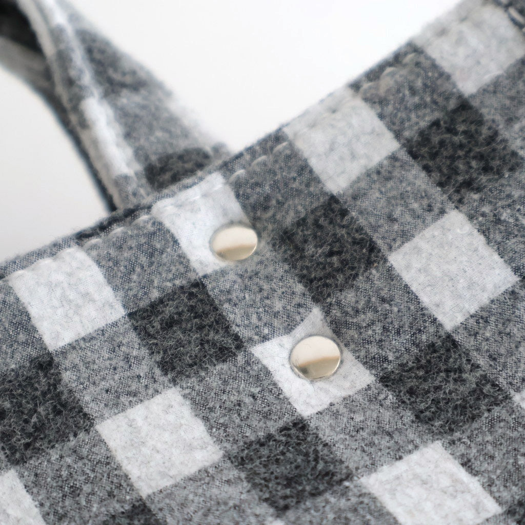 PAPER TOTE SMALL NEEDLE PUNCH #GINGHAM BLACK [TMB-2286H]