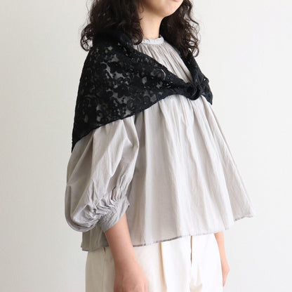 CROWN MOTIF LACE TRIANGLE STOLE #Black [no.7531]