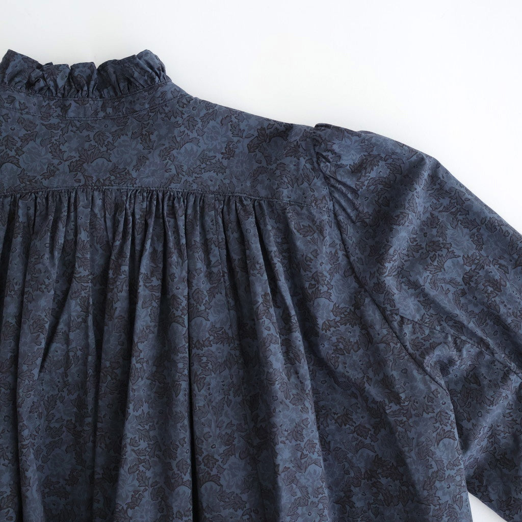 霞の空：Frilled collar blouse #dark flower [13251-10107]