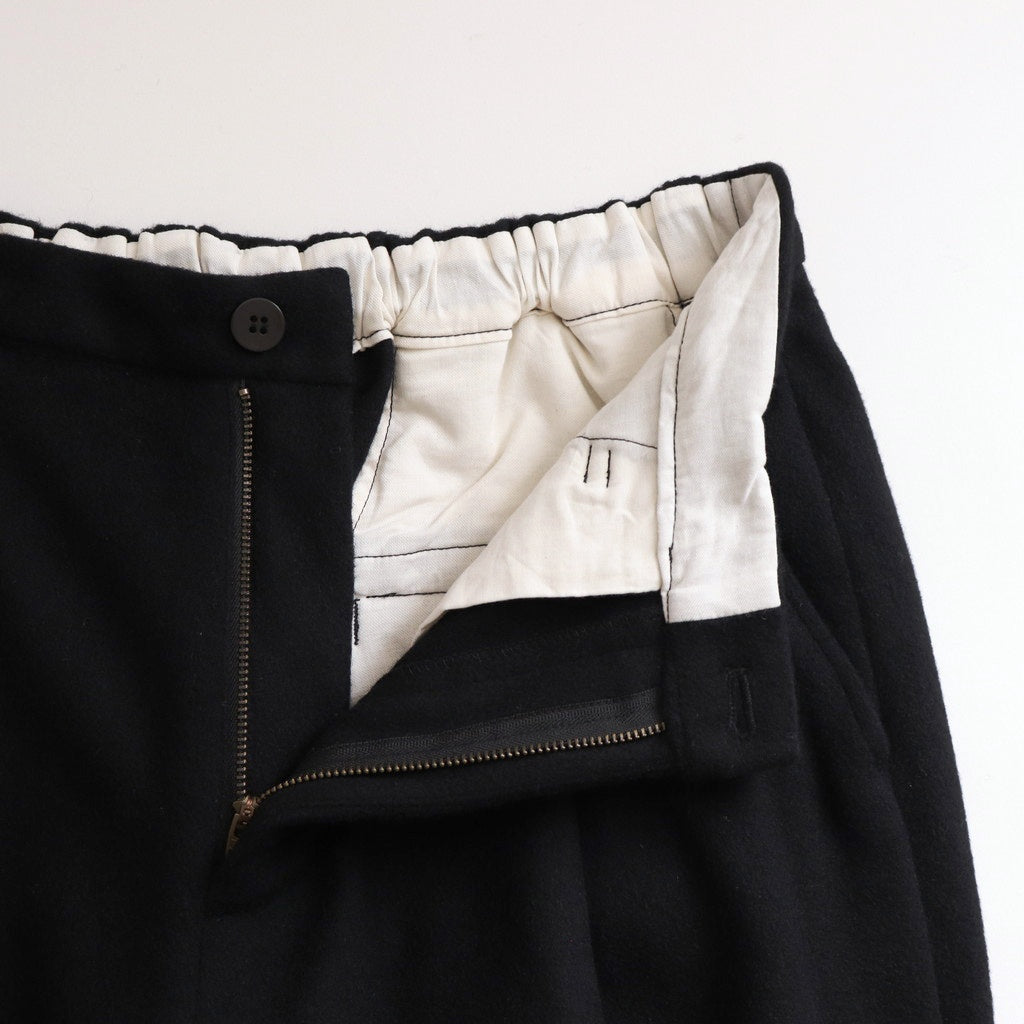 Wool cashmere beaver tuck pants #Black [TS243PT099]