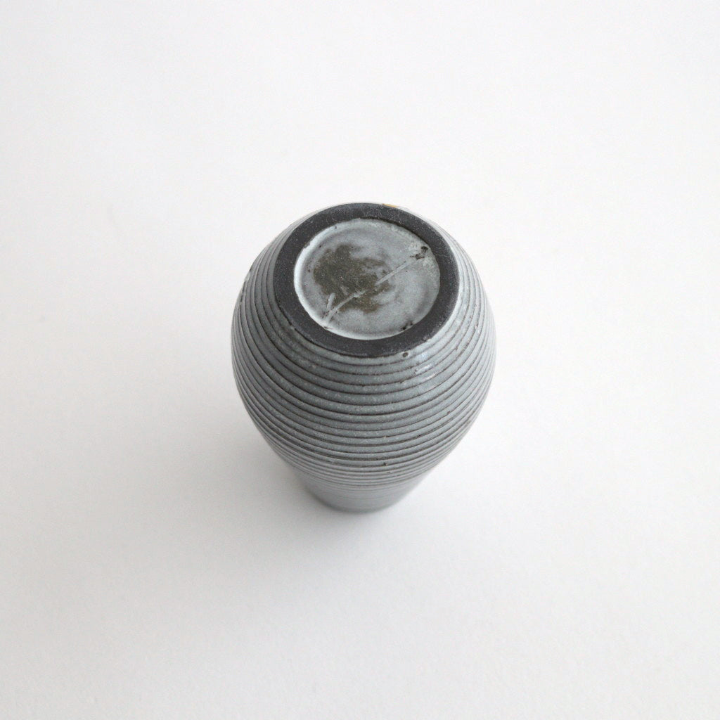 Nut-shaped vase #Assort [2409-110]