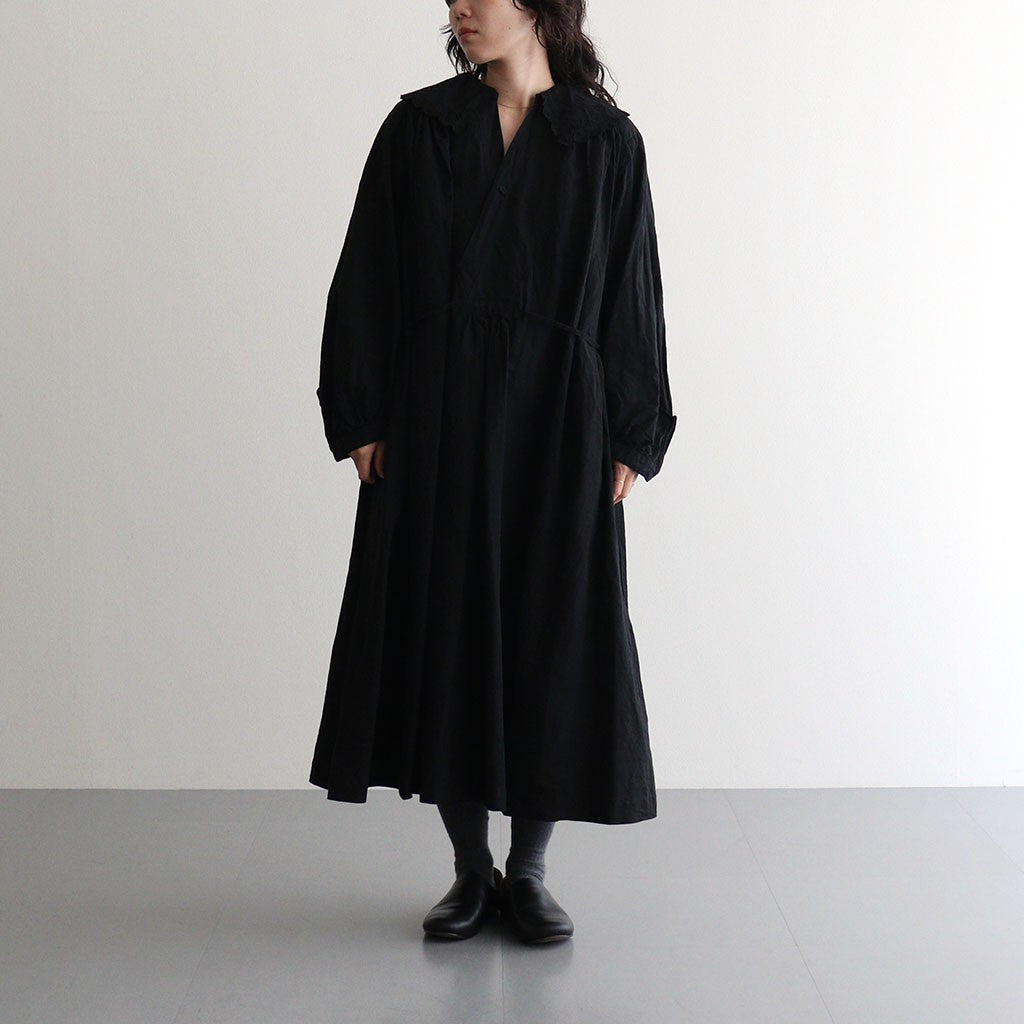 乾いた庭：レースカラーワンピース #black [13261-05111]