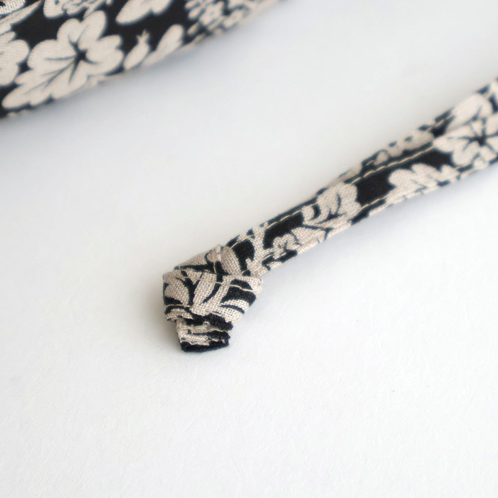 WILD BERRY DRAWSTRING BAG (L) #Flax [no.7767]