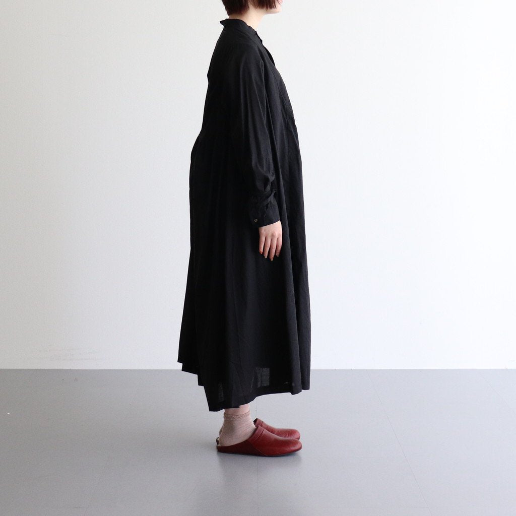 the last flower of the afternoon | ザラストフラワーオブジアフタヌーン _ 静寂の滴り ROBE SHIRT  DRESS #ブラック [TLF-222-sh008-la] – DOKODO