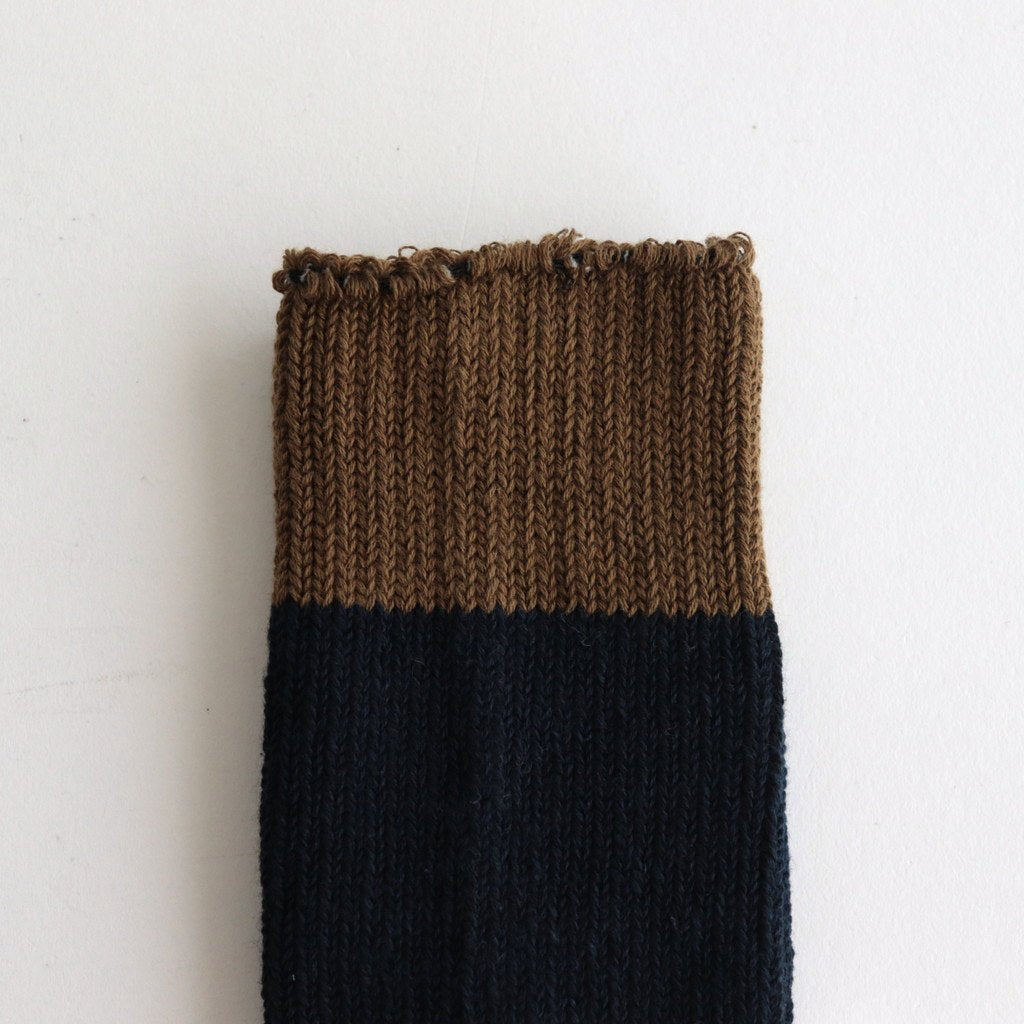 SEASONAL SOCKS #KHAKI [232001]