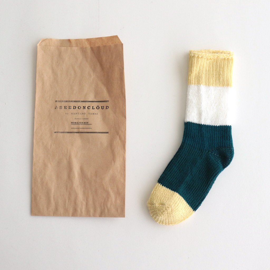 SEASONAL SOCKS #PALE YELLOW [232001]