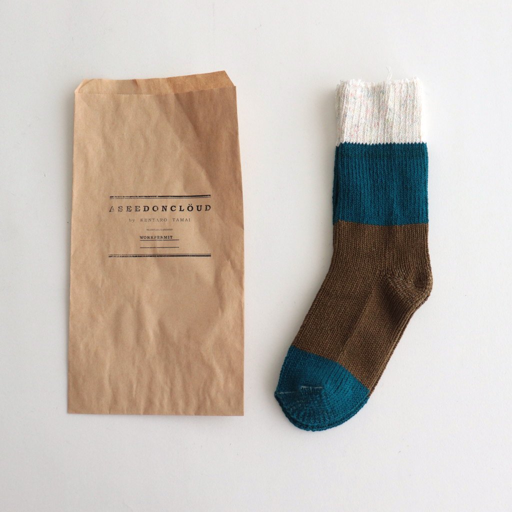 SEASONAL SOCKS #OFF WHITE [232001]
